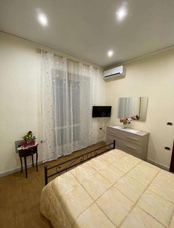 Da Rosalba Apartment Napoli Ngoại thất bức ảnh