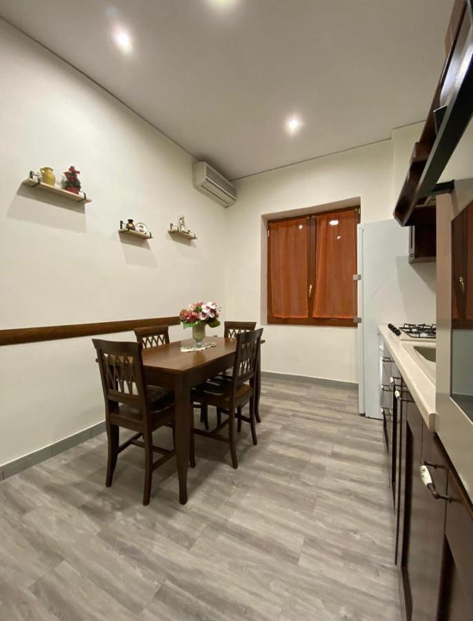 Da Rosalba Apartment Napoli Ngoại thất bức ảnh