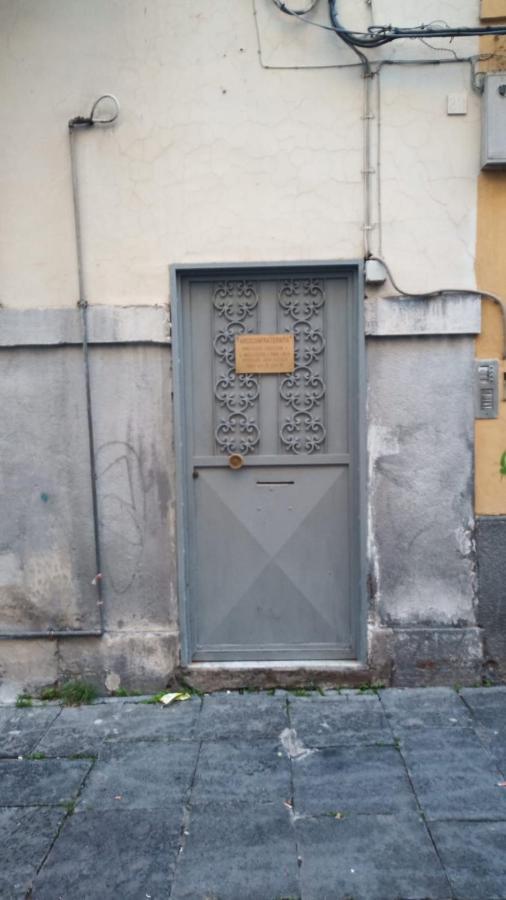 Da Rosalba Apartment Napoli Ngoại thất bức ảnh